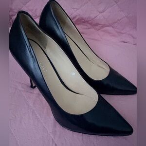 Nine West Black Pointed Toe Heels